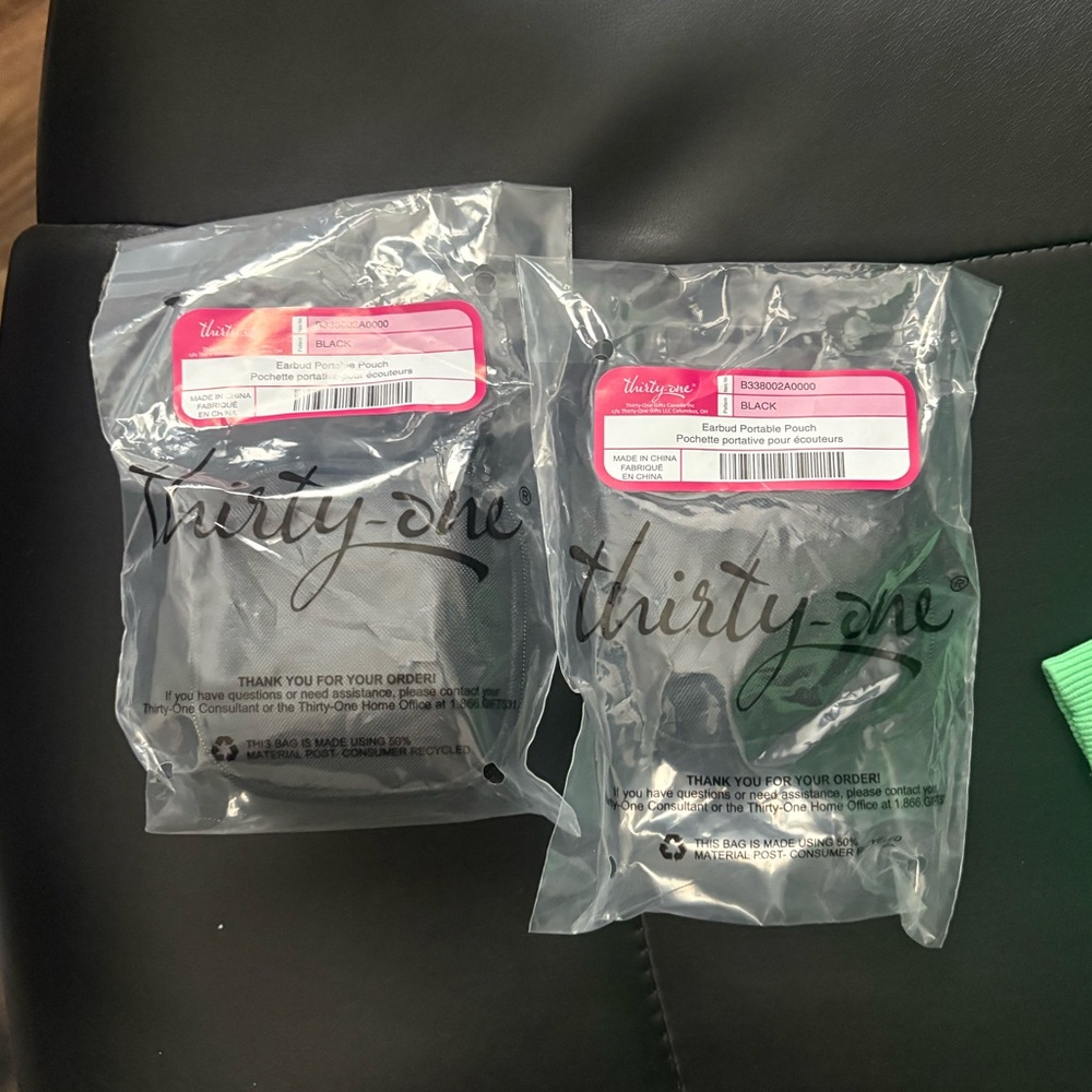 Thirty-One Black Portable Pouches